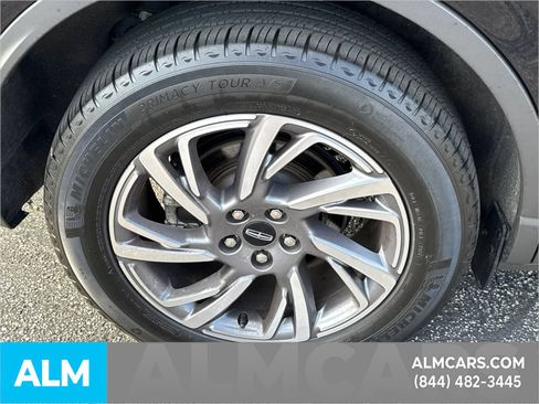 Used 2025 Lincoln Corsair AWD w/ Equipment Group 101A image 21