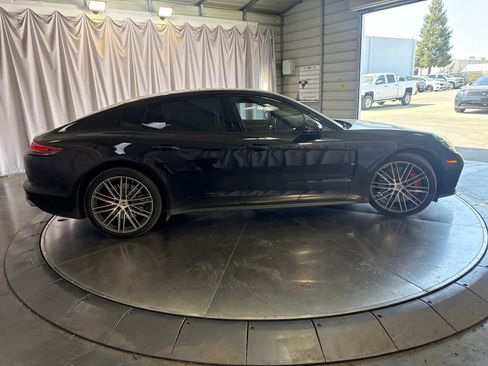 Used 2017 Porsche Panamera Turbo AWD/4WD image 4
