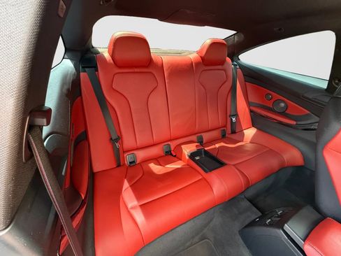 Used 2018 BMW M4 Coupe RWD image 16
