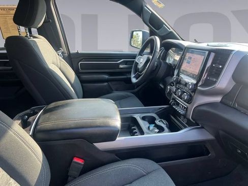 Used 2025 RAM 1500 Big Horn AWD/4WD image 17