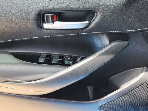 Used 2022 Toyota Corolla SE FWD image 27