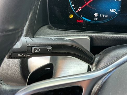 Used 2023 Mercedes-Benz GLB 250 4MATIC image 36