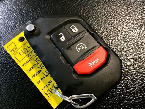 Used 2019 Jeep Wrangler Unlimited Sport S AWD/4WD image 28