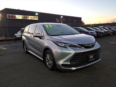 Certified 2023 Toyota Sienna LE