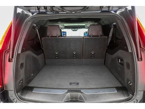 Used 2022 Cadillac Escalade ESV Premium Luxury Platinum image 67