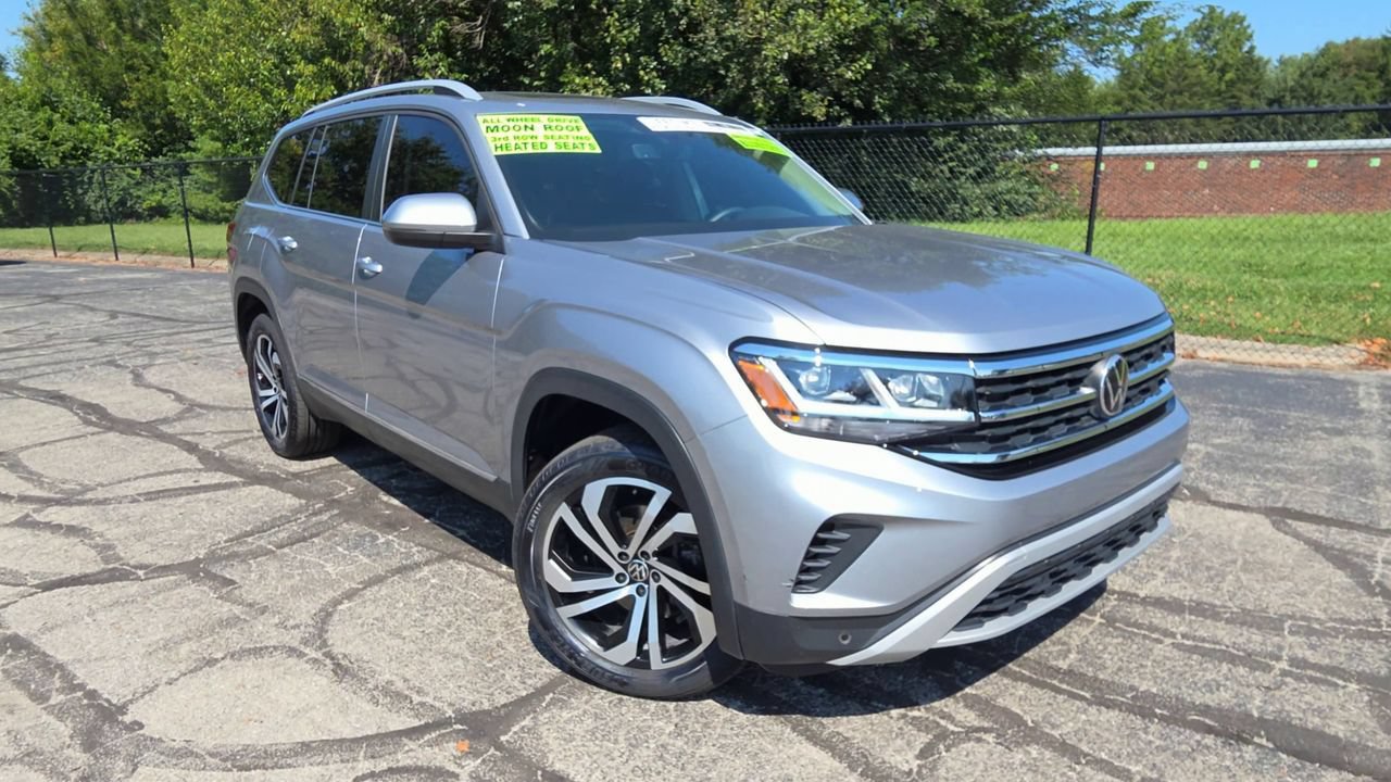 Used 2022 Volkswagen Atlas SEL AWD/4WD image 2