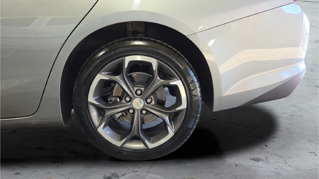Used 2023 Chevrolet Malibu LT FWD image 37