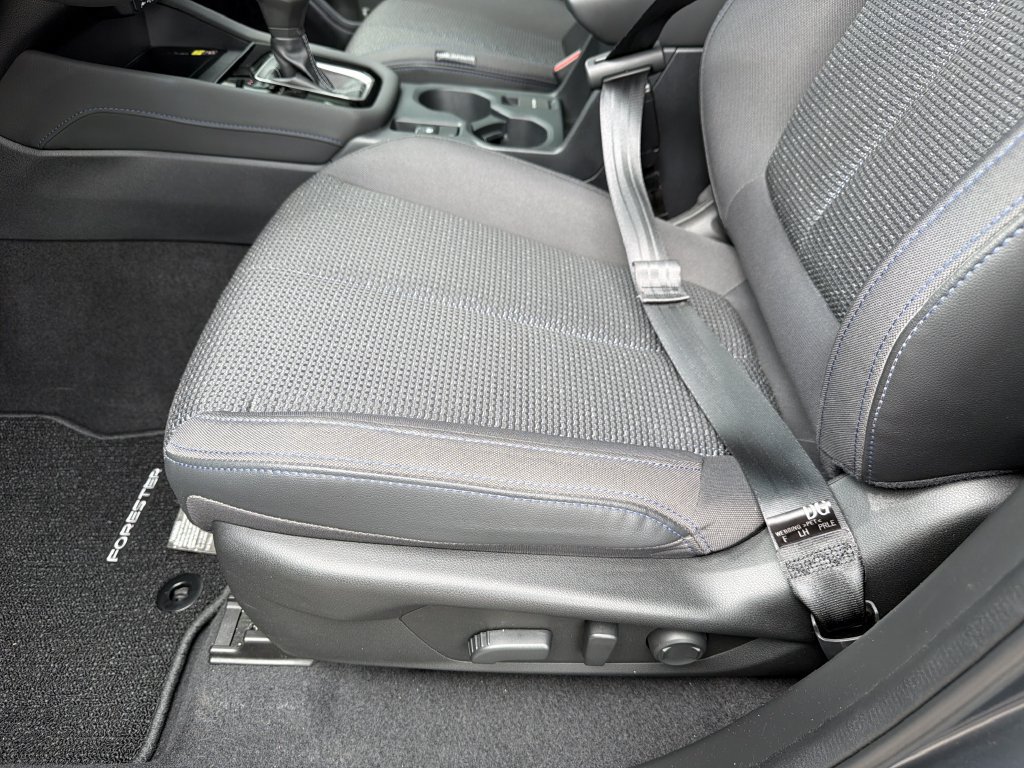 Certified 2025 Subaru Forester Premium AWD/4WD image 23