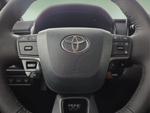 New 2026 Toyota Camry XSE FWD image 25