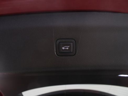 Used 2023 Buick Enclave Essence w/ Experience Buick Package image 21