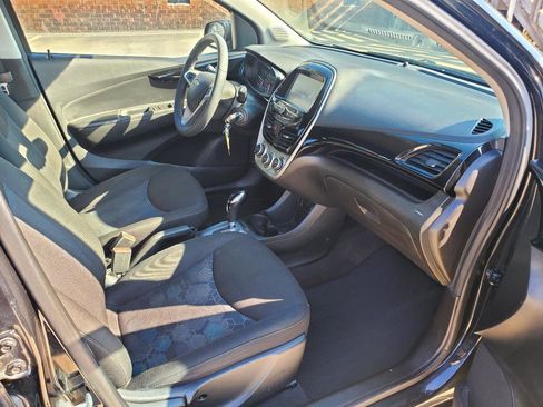 Used 2017 Chevrolet Spark LT image 5