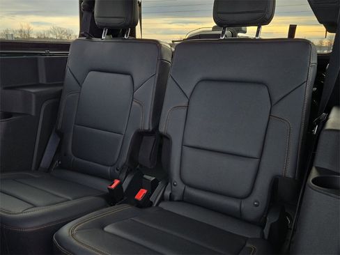 Used 2022 Ford Bronco Badlands w/ Sasquatch Package image 9