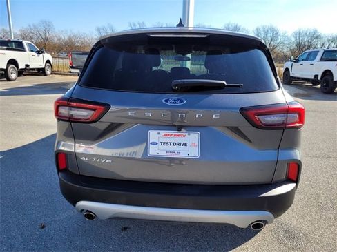 Used 2024 Ford Escape Active image 9