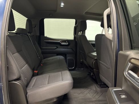 Used 2022 Chevrolet Silverado 1500 LT image 36