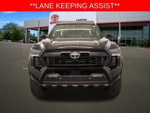 Used 2024 Toyota Tacoma Limited image 9