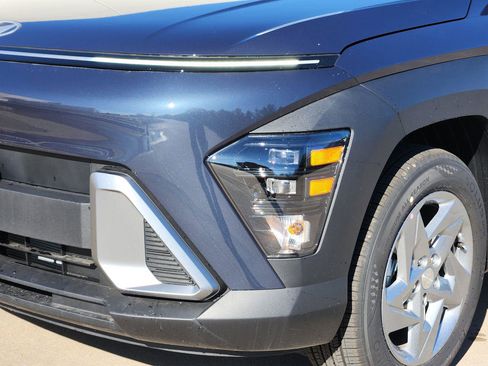 New 2026 Hyundai Kona SE FWD image 6