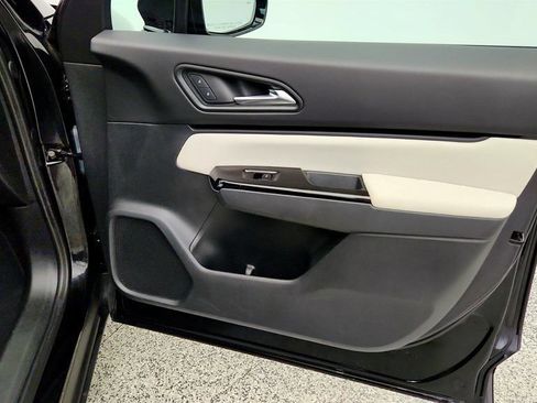 Used 2025 Honda Prologue EX image 26