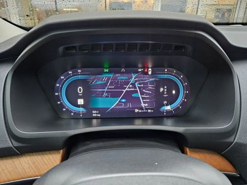 Used 2023 Volvo XC90 B5 Plus w/ Protection Package Premier image 23