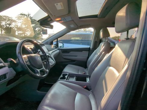 Used 2018 Honda Odyssey EX-L image 6
