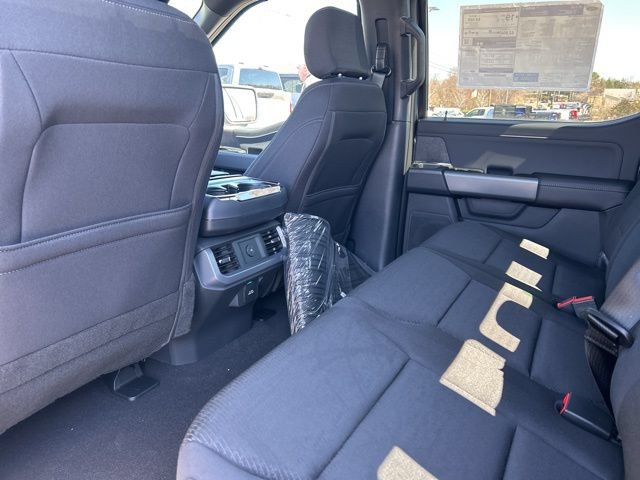New 2026 Ford F150 XLT w/ Equipment Group 302A MID AWD/4WD image 18