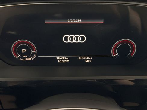Used 2024 Audi Q8 e-tron Premium Plus w/ Premium Plus Package image 26