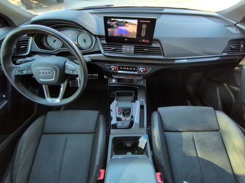 Used 2022 Audi SQ5 Premium w/ Convenience Package image 14