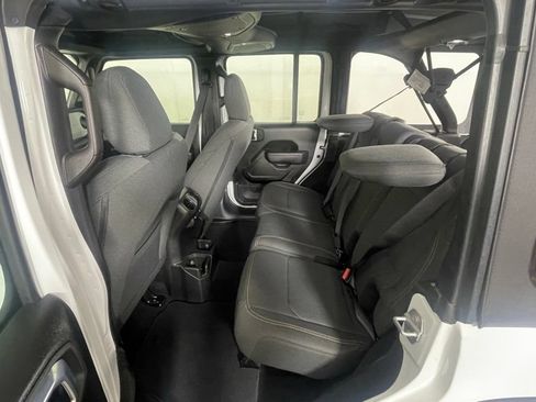 Certified 2025 Jeep Wrangler Unlimited Sport AWD/4WD image 8