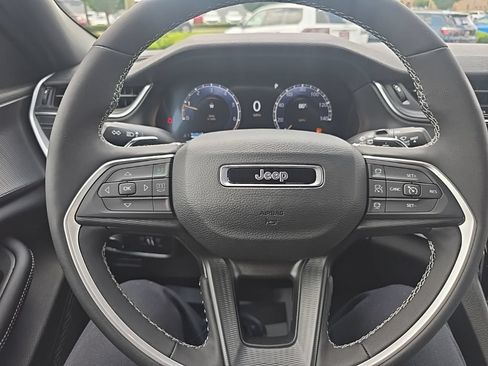 New 2026 Jeep Grand Cherokee Laredo X RWD image 13