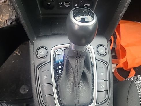 Used 2020 Hyundai Kona SEL Plus AWD/4WD image 12