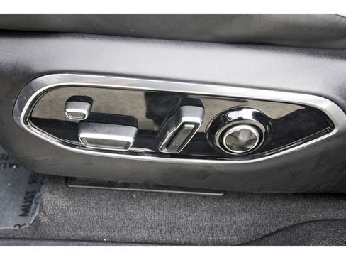 Used 2021 Jeep Grand Cherokee L Summit image 27