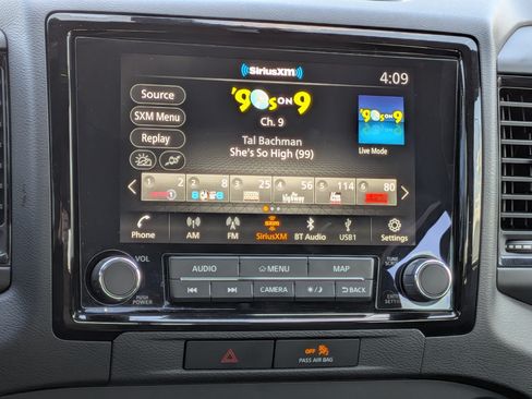 Used 2023 Nissan Frontier PRO-4X w/ Pro Convenience Package AWD/4WD image 19