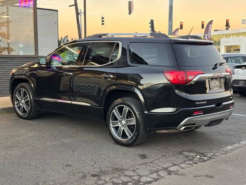 Used 2018 GMC Acadia Denali image 8
