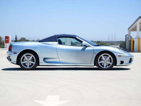 Used 2002 Ferrari 360 Spider RWD image 31