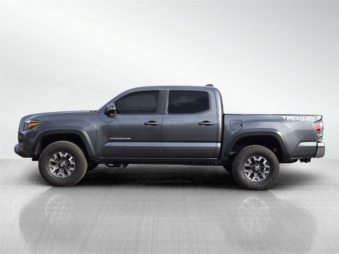 Used 2023 Toyota Tacoma TRD Off-Road image 7