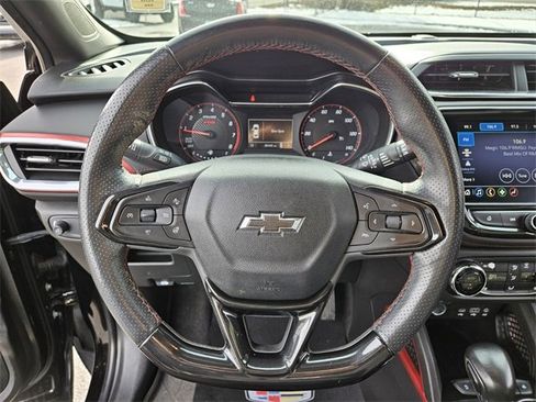 Used 2022 Chevrolet TrailBlazer RS w/ Sun and Liftgate Package image 24