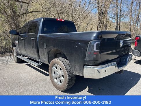 Used 2016 RAM 2500 Tradesman w/ Chrome Appearance Group AWD/4WD image 8