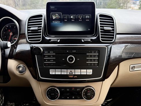 Used 2016 Mercedes-Benz GLE 350 image 29