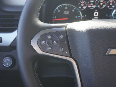 Used 2017 Chevrolet Suburban Premier image 12