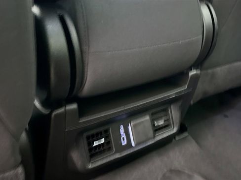 Used 2025 Chevrolet Silverado 1500 LT AWD/4WD image 28