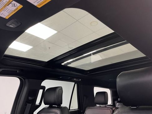 Used 2020 Ford Expedition Limited w/ Special Edition Package AWD/4WD image 42