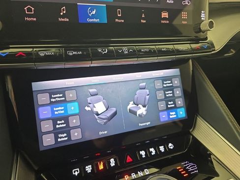 Used 2022 Jeep Grand Wagoneer Series III image 21