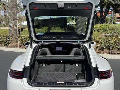 Used 2020 Porsche Panamera 4 image 75