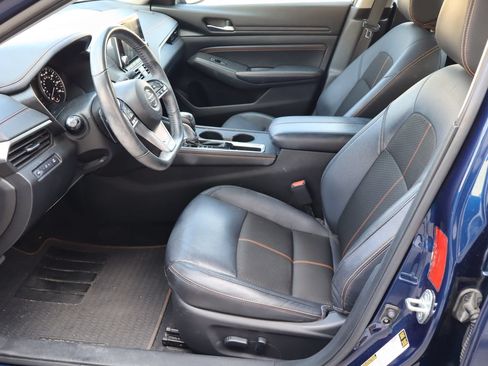 Used 2020 Nissan Altima 2.5 SR FWD image 15