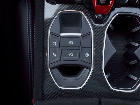 Used 2024 Lamborghini Urus Performante image 71