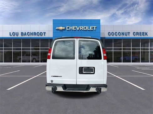 Used 2024 Chevrolet Express 2500 w/ Driver Convenience Package image 7