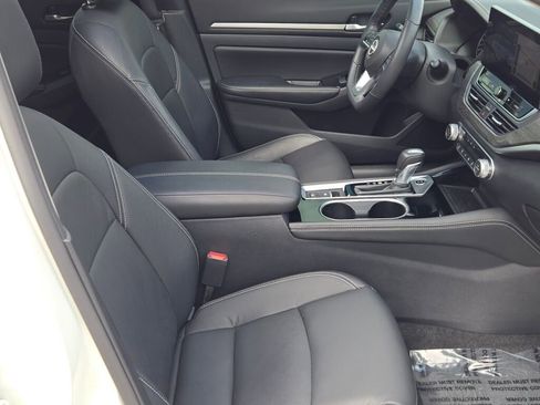 Used 2024 Nissan Altima 2.5 SL image 6