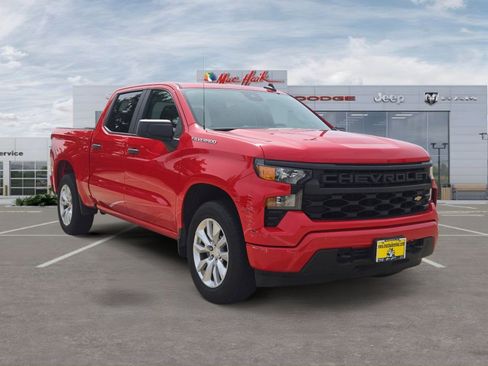 Used 2022 Chevrolet Silverado 1500 Custom RWD image 7