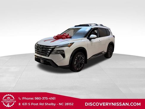 New 2026 Nissan Rogue Platinum w/ Platinum Premium Package image 2