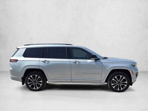 Used 2023 Jeep Grand Cherokee L Overland AWD/4WD image 4