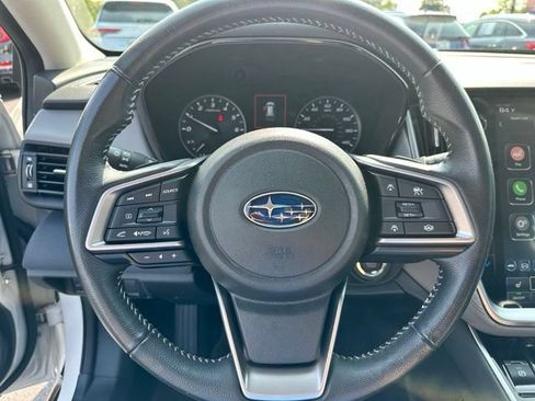 Used 2024 Subaru Outback Premium AWD/4WD image 16